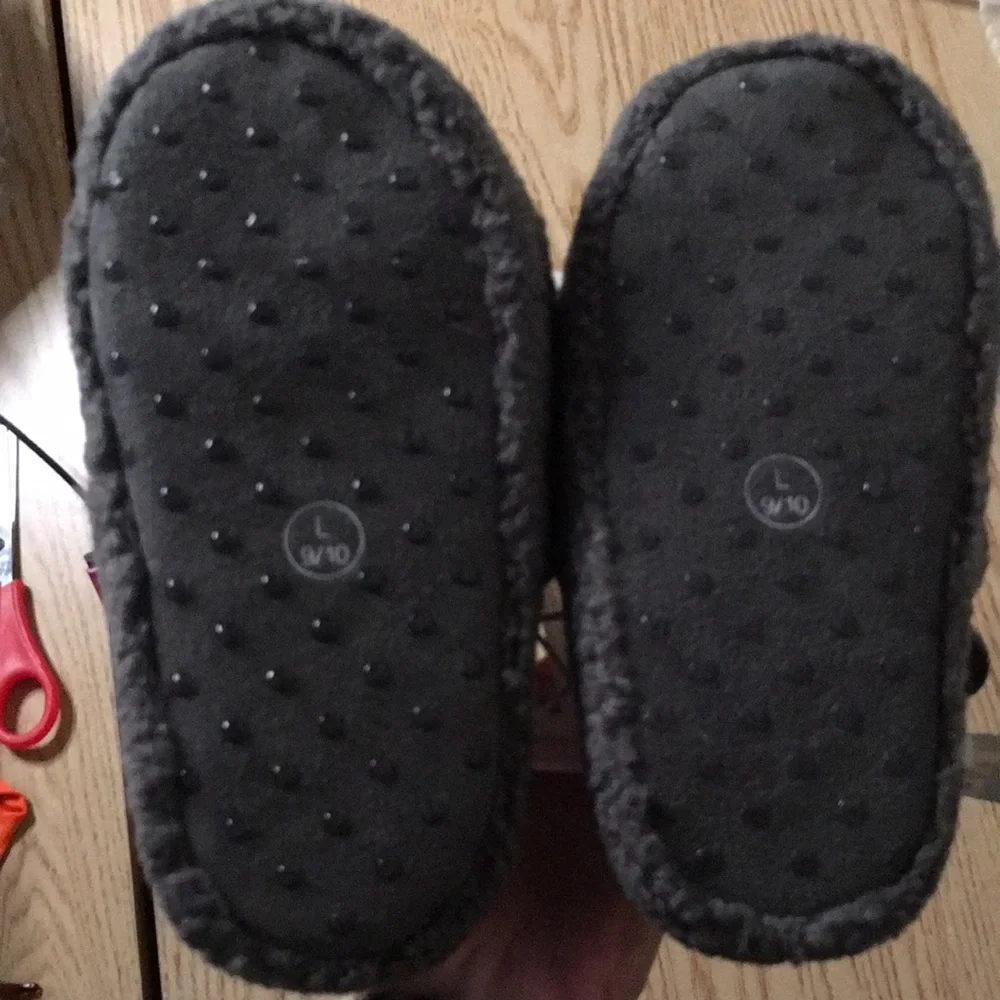 New Cat & Jack Boys Avi Single Strap Faux Shearling Slippers Gray Sz Large 9/10